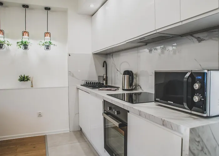 Tatrytop Zamoyskiego 2 アパート *