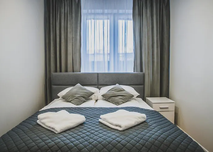 Tatrytop Zamoyskiego 2 アパート *