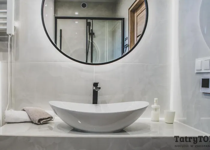 Tatrytop Zamoyskiego 2 アパート *